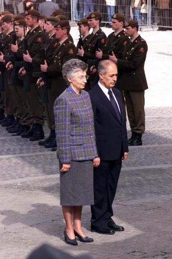 <p>SEMRA SEZER</p>
