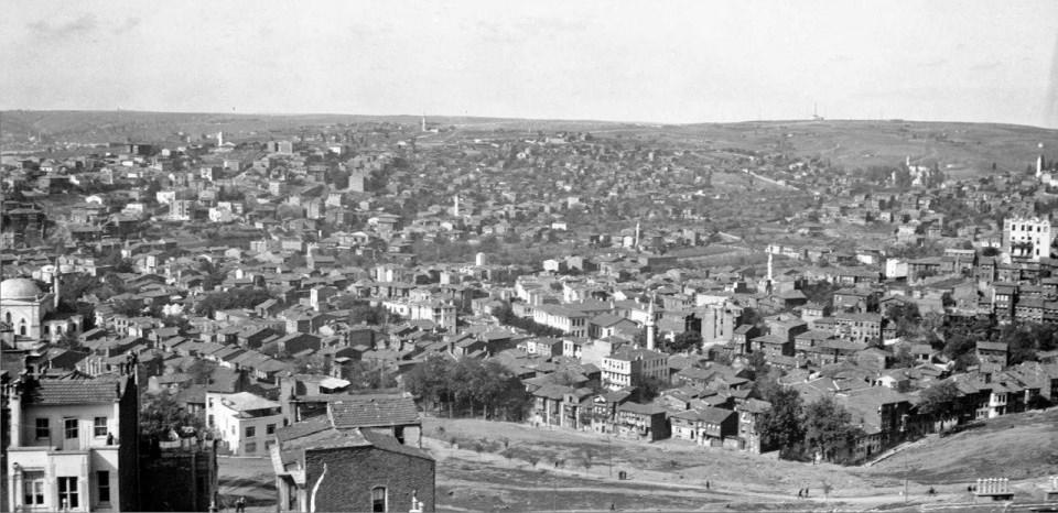 <p>Pera Palas'tan Kasımpaşa'ya bakış</p>