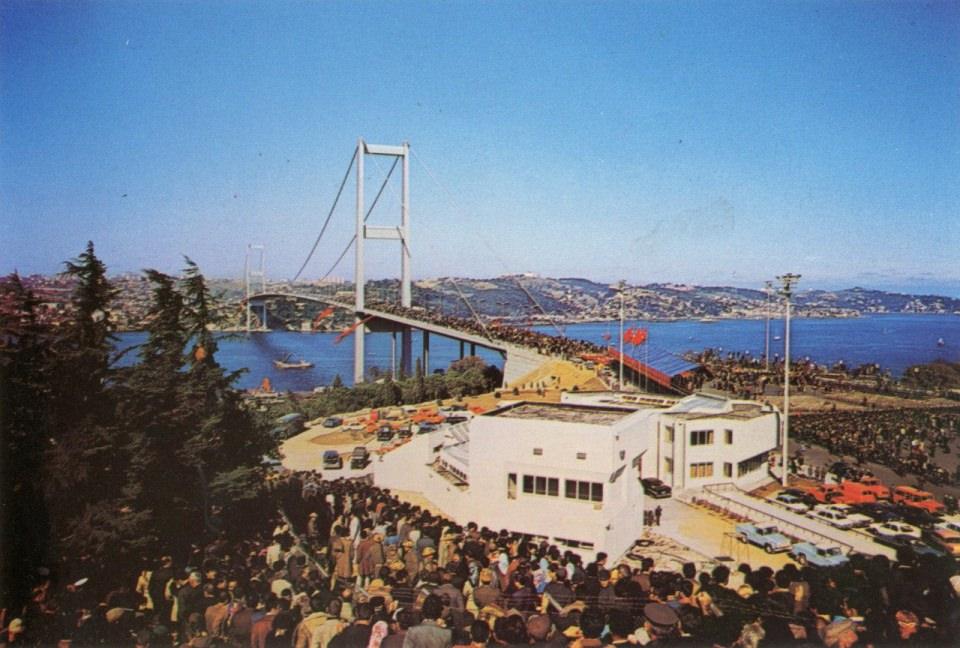 <p>Boğaziçi Köprüsü açılış töreni (1973)</p>