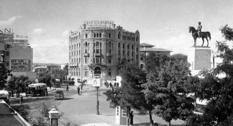 <p>Ankara Ulus 1920'li yıllar</p>
