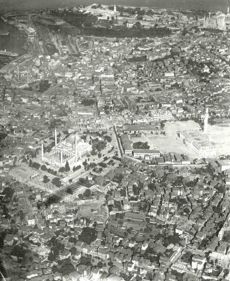 <p>Zeplinden çekilmiş fotoğraf (1919. Beyazıt)</p>
