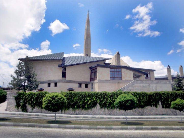 <p>ABDURRAHMAN ERZİNCANİ CAMİİ (DARENDE - MALATYA)</p>