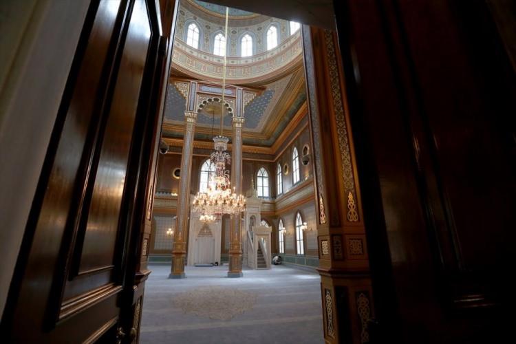 <p>Onlarda iyileştirmeler yapıldı. Yine ısıtma, soğutma sistemleri, tümü elden geçirilerek daha uzun yıllar ibadet edilir mekan haline getirilmeye çalışıldı."</p>
