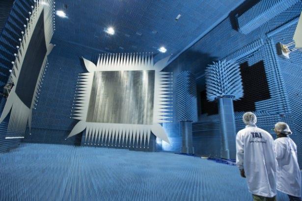 <p>Merkezdeki uydu testleri, dış ortamdan arındırılmış odada yapılacak.</p>
