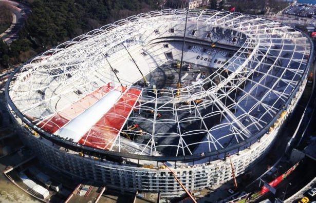 <p>Beşiktaş Vodafone Arena<br />
Kapasite: 41.903</p>
