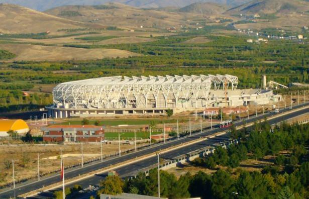 <p>Malatya Stadyumu<br />
Kapasite: 25.000</p>
