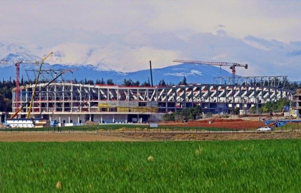 <p>Adana Stadyumu<br />
Kapasite: 33.000</p>
