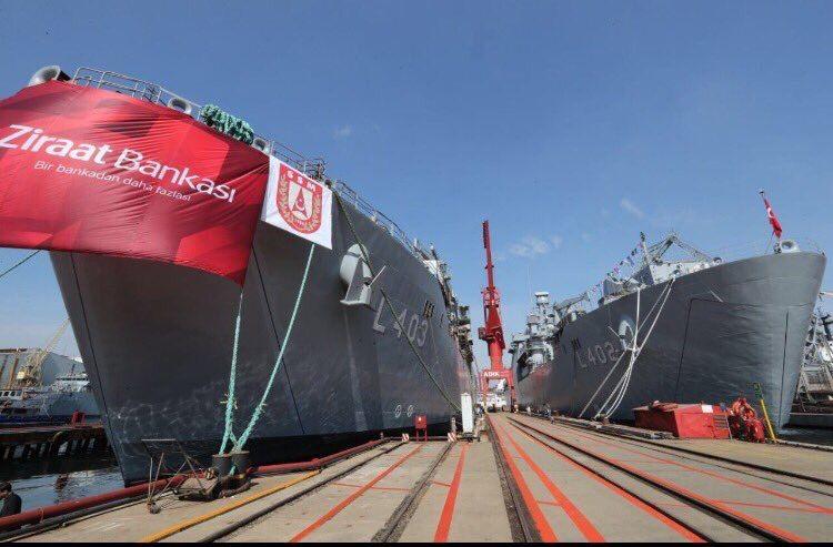 <p>Gemide, ayrıca her biri 8 ton yük veya 40 kişi taşıyabilen, 20+ knot sürat yapabilen 4 LCVP (Landing Craft, Vehicle, Personnel) çıkarma aracı yer alıyor.</p>
