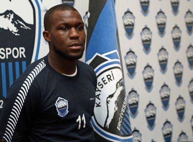 <p>ROYSTHON DRENTHE </p>

<p> </p>
