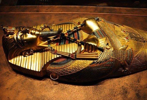 <p>Tutankhamun Antik Mısır’ın en ünlü firavunu, kardeşler arası birleşmeden dünyaya gelmişti.</p>

<p> </p>
