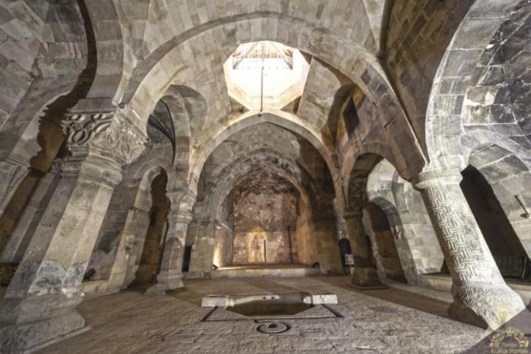 <p>Sivas<br />
<br />
Nüfusu: 621 224  <br />
Toplam otomobil sayısı: 80 005<br />
​Kaç kişiye bir otomobil düşüyor: 7,8</p>
