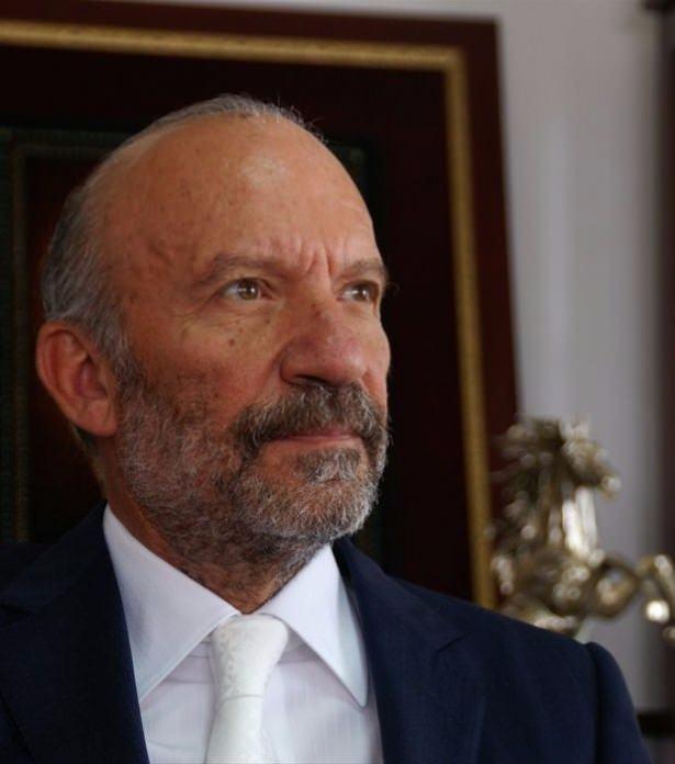 <p>21 Suat Günsel Yakın Doğu Üniversitesi 1.200</p>

