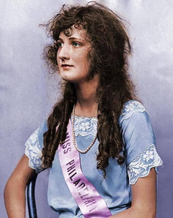 <p>Miss Amerika Ruth Malcomson (1924)</p>
