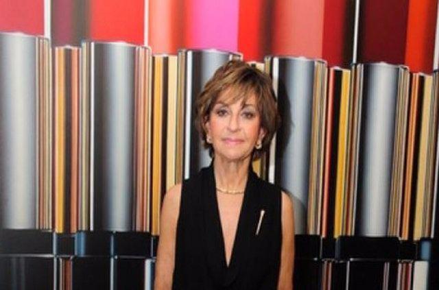 <p><strong>NESRİN ESİRTGEN</strong><br />
Serveti: 400 milyon dolar<br />
Servet kaynağı: Abdi İbrahim İlaç<br />
Doğum Yeri: İstanbul</p>