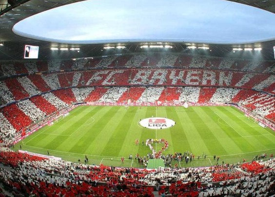 1- ALLIANZ ARENA - Bayern Münih - Doluluk oranı: %100