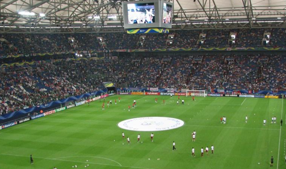 5- VELTINS ARENA - Schalke 04 - Doluluk oranı: %99.3