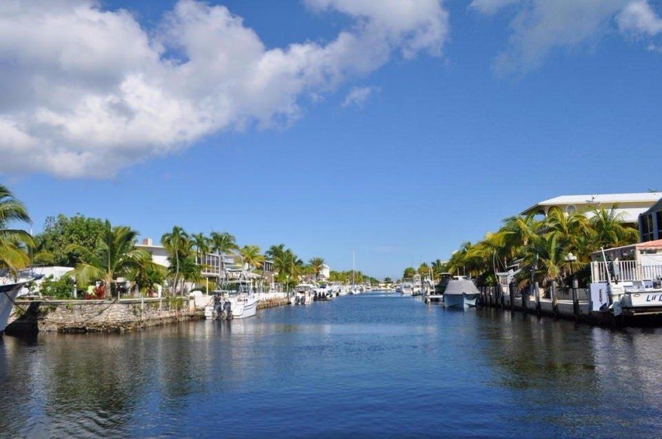 <p>4. BAHAMA</p>
