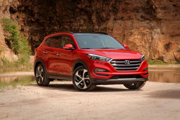 <p>Hyundai Tucson'da 5 bin TL takas desteği sunulurken, 18 bin TL'ye kadar 18 ay faizsiz finansman sağlanıyor.</p>
