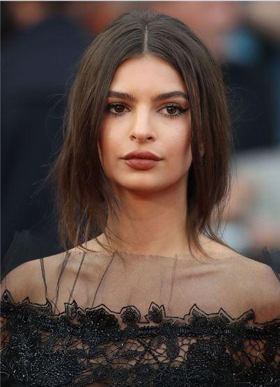 <p>Emily Ratajkowski</p>
