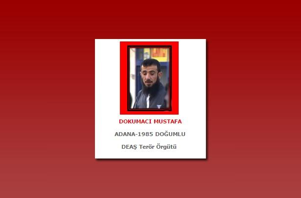 <p>İşte kırmızı, mavi, yeşil, turuncu ve gri kategorilerinde aranan PKK, KCK, FETÖ, DAEŞ, HİZBULLAH, EL-KAİDE, DHKP-C VE PYD terör örgütlerine ait aranan isimlerin tam listesi..</p>
