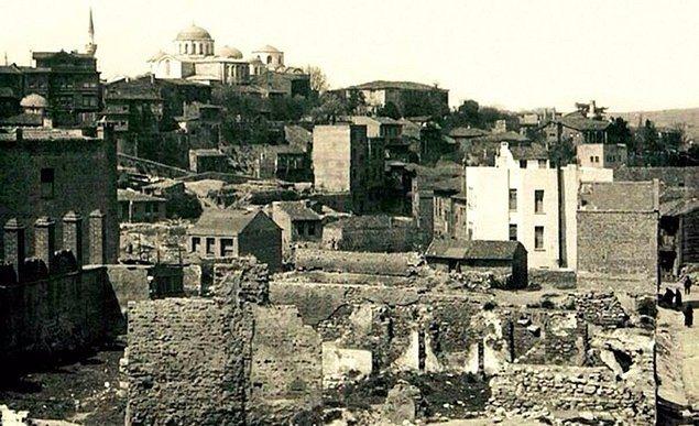 <p>77. Zeyrek - Fatih 1906.</p>