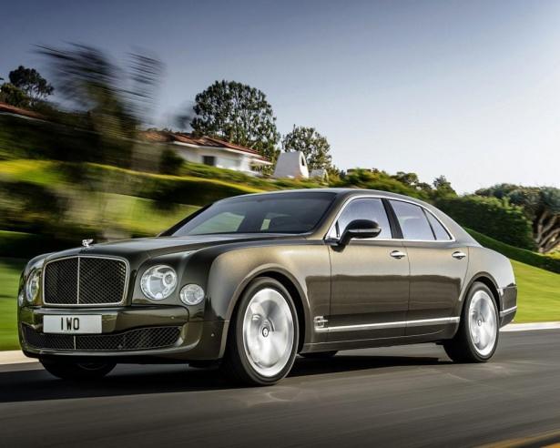 <p><strong>Bentley </strong><br />
Mulsanne Speed, Bentley’nin yeni lüks aracı olacak.</p>