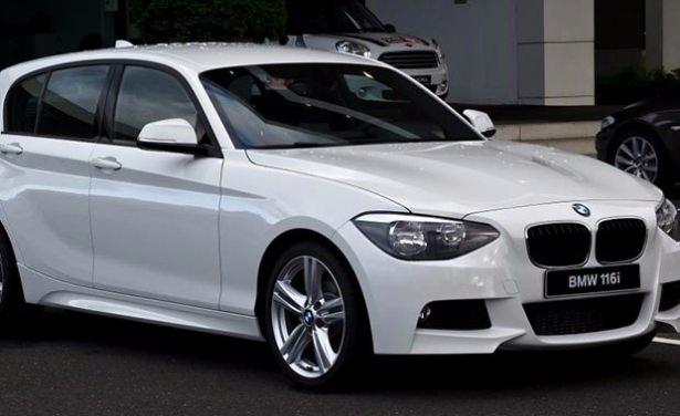 <p>BMW 1 1.16 Dizel Ortalama yakıt tüketimi 100 kilometrede 4.7 litre</p>

<p> </p>
