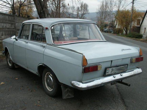 <p>Moskvitch 412</p>
