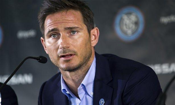 <p>Frank Lampard dünyanın en zeki futbolcularından biri. IQ'su tam 150. Futbolcu olmasa atom mühendisi bile olabilirdi.</p>