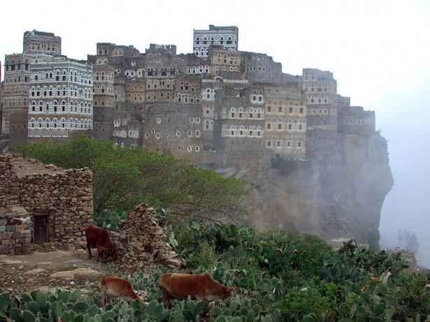 <p>Al Hajarah, Yemen</p>
