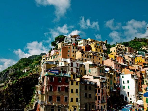 <p>Riomaggiore, İtalya</p>