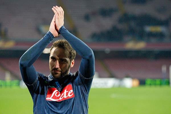 <p>Forvet: Gonzalo Higuain - Napoli</p>
