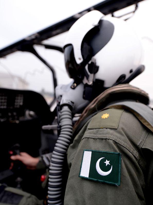 <p>Türk Hava Kuvvetlerinin "pilot yuvası" olan 2. Ana Jet Üs Komutanlığı'ndaki Çok Uluslu Uçuş Eğitim Merkezi'nde, Pakistan ve Güney Kore'den gelen pilot adayları, zorlu eğitim sürecine başladı.</p>
<p> </p>