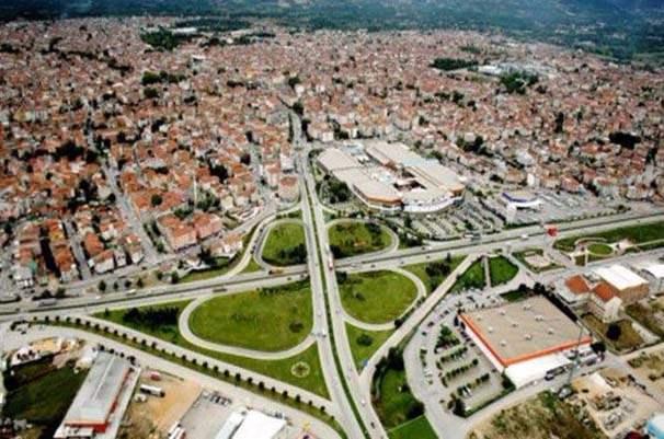 <p><strong>İnegöl, Bursa</strong></p>

<p>Nüfus: 255.032</p>
