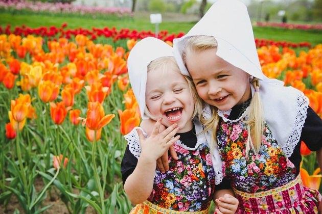 <p>2013 Unicef raporundan elde edinilen sonuçlara göre, <strong>dünyadaki en mutlu çocuklar Hollanda'da. </strong>Peki neden?</p>
