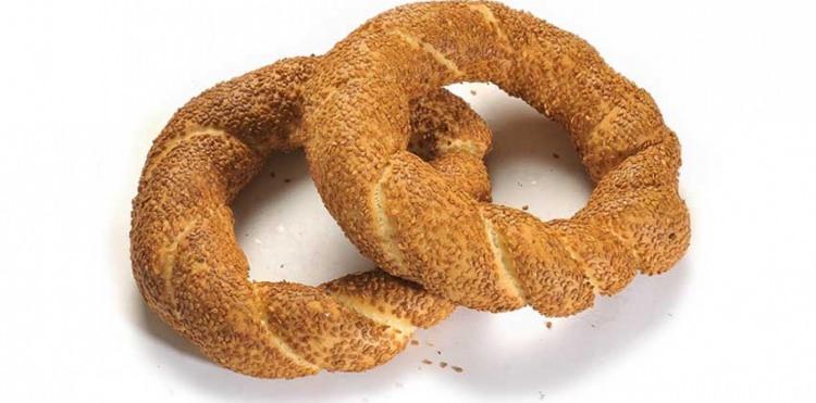 <p><strong>Simit ve ayran</strong></p>

<p>Sabah kahvaltılarında yarım simit ve ayranı gönül rahatlığıyla tüketebilirsiniz.</p>
