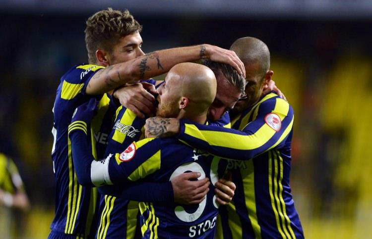 <p><strong>43880 PUAN</strong></p>

<p><br />
<em><strong>2-FENERBAHÇE</strong></em></p>

