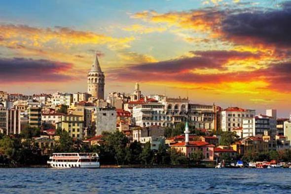 <p><strong>Türkiye</strong></p>
<p> </p>
<p>Şu anda kadınlarda 58, erkeklerde 60</p>
<p>2048 sonrası için (kademeli artış)</p>
<p>Kadınlar için emeklilik yaşı:65</p>
<p>Erkekler için emeklilik yaşı:65</p>