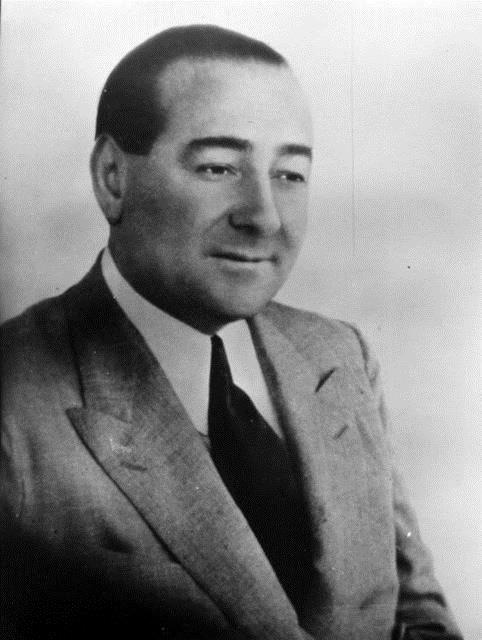 <p>Adnan Menderes (Eski Başbakan)</p>

<p> </p>
