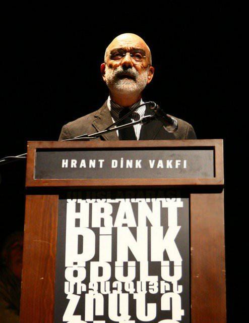 <p>Ahmet Altan (Edebiyatçı-yazar)</p>
<p> </p>