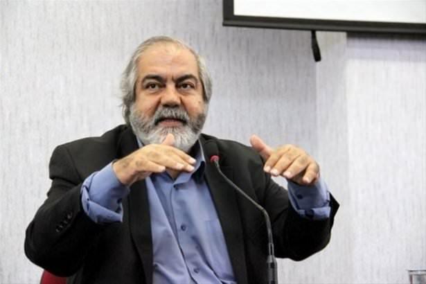 <p>Mehmet Altan (Akademisyen-yazar)</p>
<p> </p>