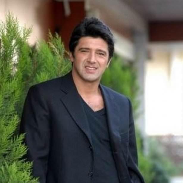 <p>Hakan Ural (Oyuncu)</p>

<p> </p>
