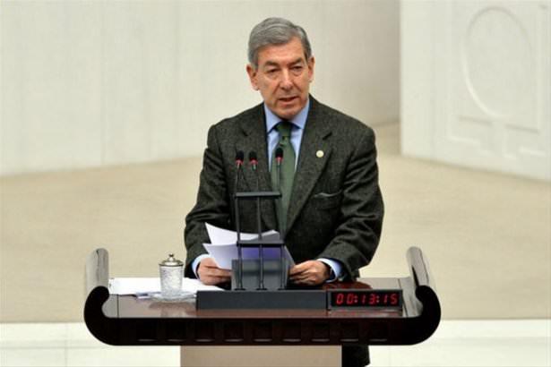 <p>Osman Korutürk (Politikacı)</p>

<p> </p>

