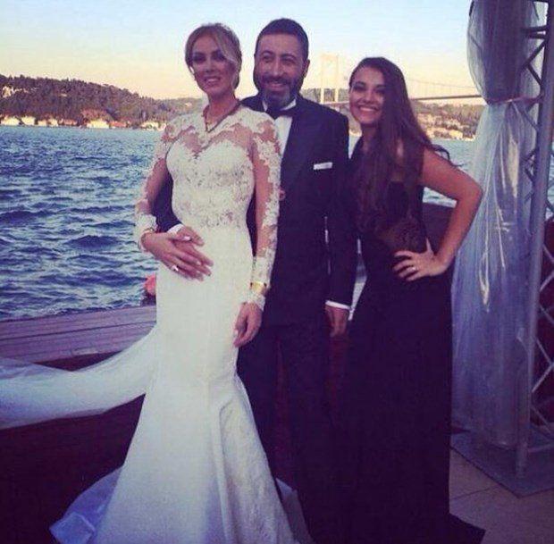 <p>Petek Dinçöz</p>

