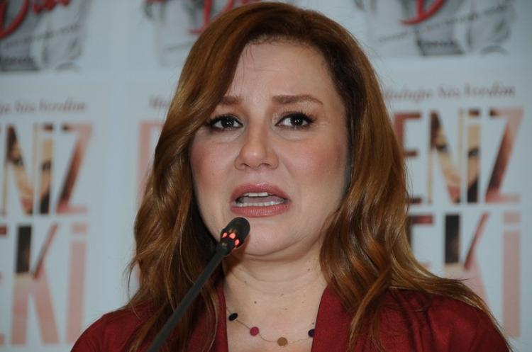 <p><strong>Deniz Seki</strong></p>
<p>Bayrağımızı indirtmeyen, ezanımızı dindirtmeyen tüm 15 Temmuz Şehitlerini ve Gazilerini rahmetle ve duayla anıyorum...</p>