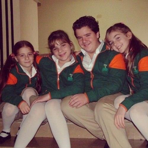 <p>Bir döneme damgasını vuran Sihirli Annem dizisinin Cem'i artık büyüdü. Ünlü oyuncunun son hali şaşırtıyor...</p>
