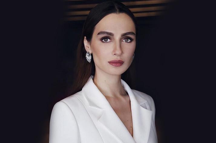 <p><strong>Birce Akalay</strong></p>
