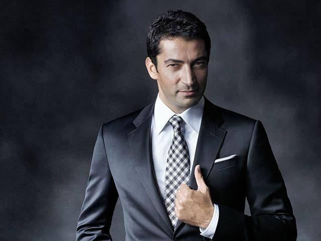 <p><strong>Kenan İmirzalıoğlu</strong></p>
