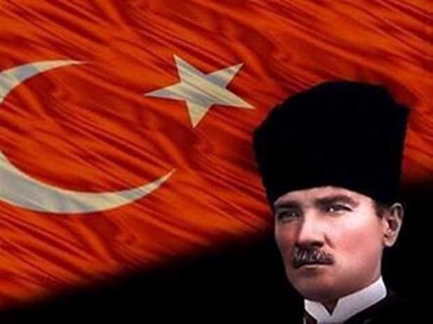 <p><strong>Ogeday Girişken</strong></p>
<p>"Milli mücadelemizin en önemli zaferlerinden 30 Ağustos'un yıl dönümünde Ulu Önder Mustafa Kemal Atatürk ve silah arkadaşlarını saygıyla anıyorum. 30 Ağustos Zafer Bayramımız kutlu olsun."</p>