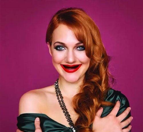 <p>Meryem Uzerli</p>